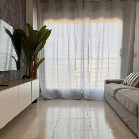 Apartment Nuevo En *
